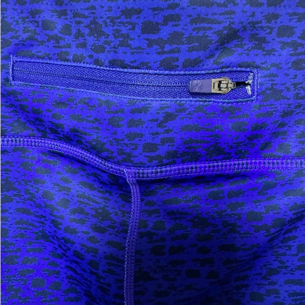 Athleta Womens Asym Camo Sonar Leggings 7/8 Length Medium - Picture 4 of 8